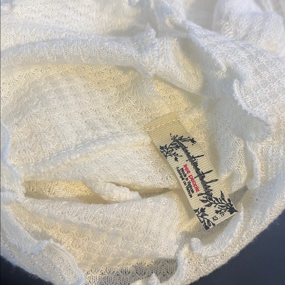 Intimately Free People Make It Easy Waffle Knit Lettuce Hem Thermal White‎ XS - Picture 7 of 8